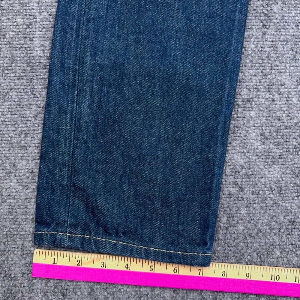Levis excellent pre